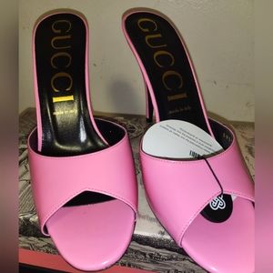 GUCCI SCARLET MULE